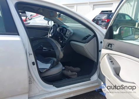 2014 Kia Optima Lx from USA, damaged, VIN 5XXGM4A70EG348229